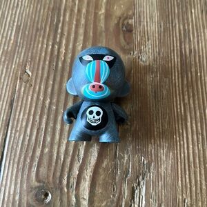 Kidrobot Amanda Visell vinyl art toy Ferals Bah Boon monkey skull Munny Dunny